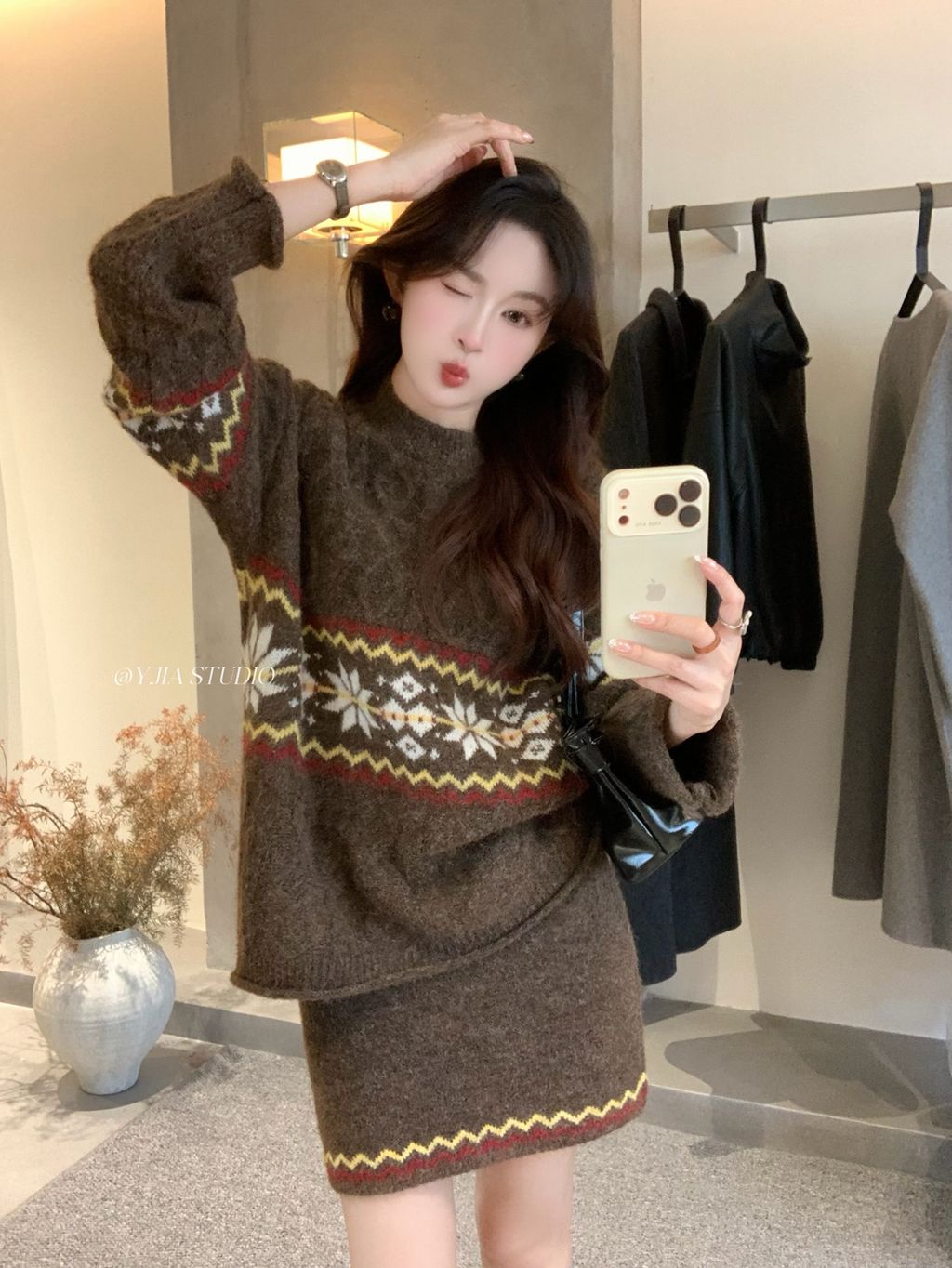 b1a61e61d328e2837d7f1a461d384a41