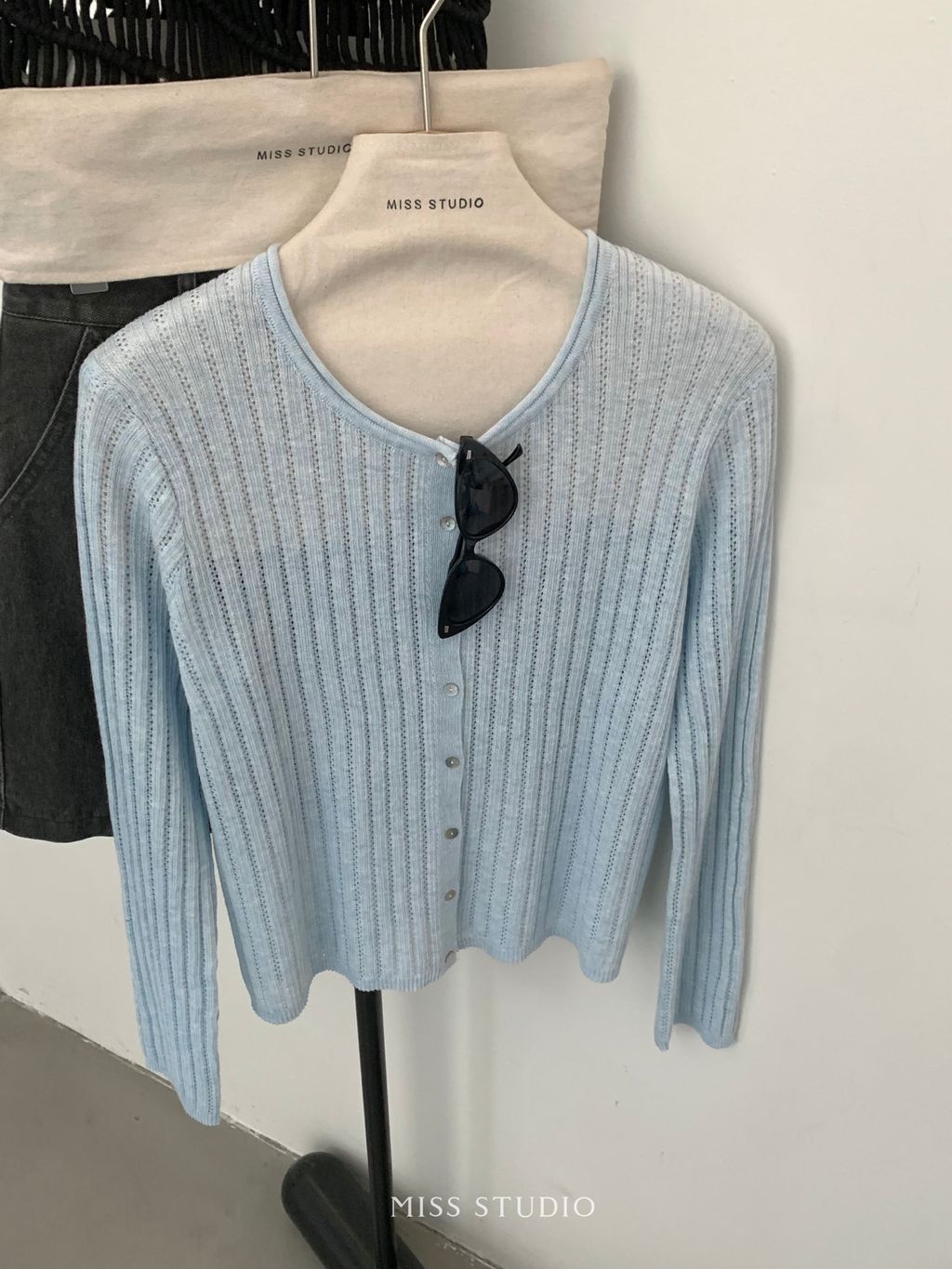 e9f32665de135bbdef32ae941601e27d