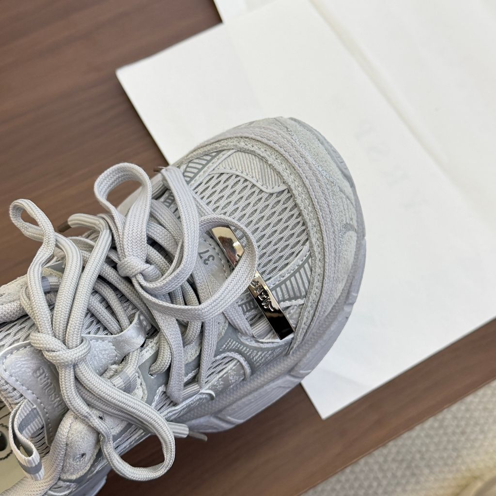 d39799d9bb1fac6285c680b4b29a57ec