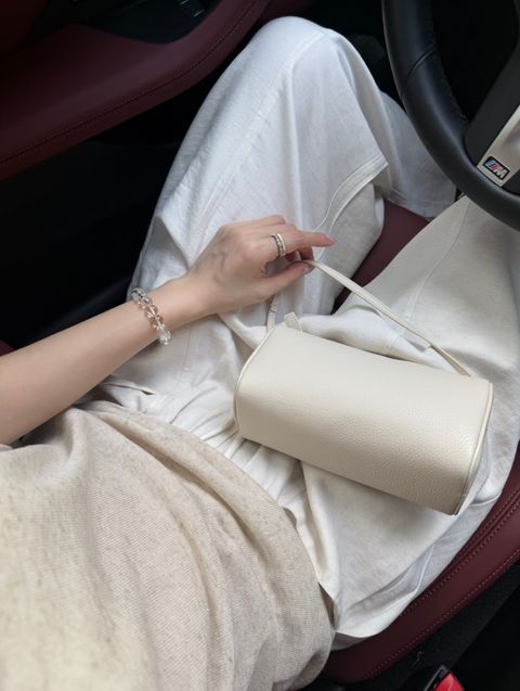 1a7fbbbf44761833cd00f928223c3ab0