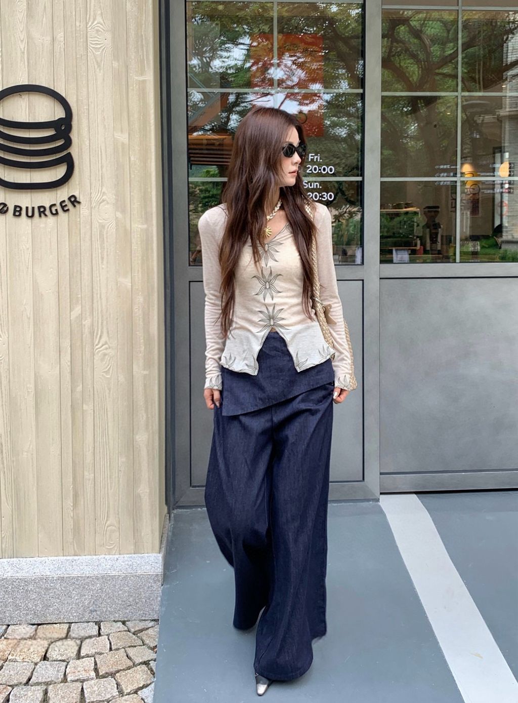 eab5b95d6f00c6ef10d977e427d2c09f