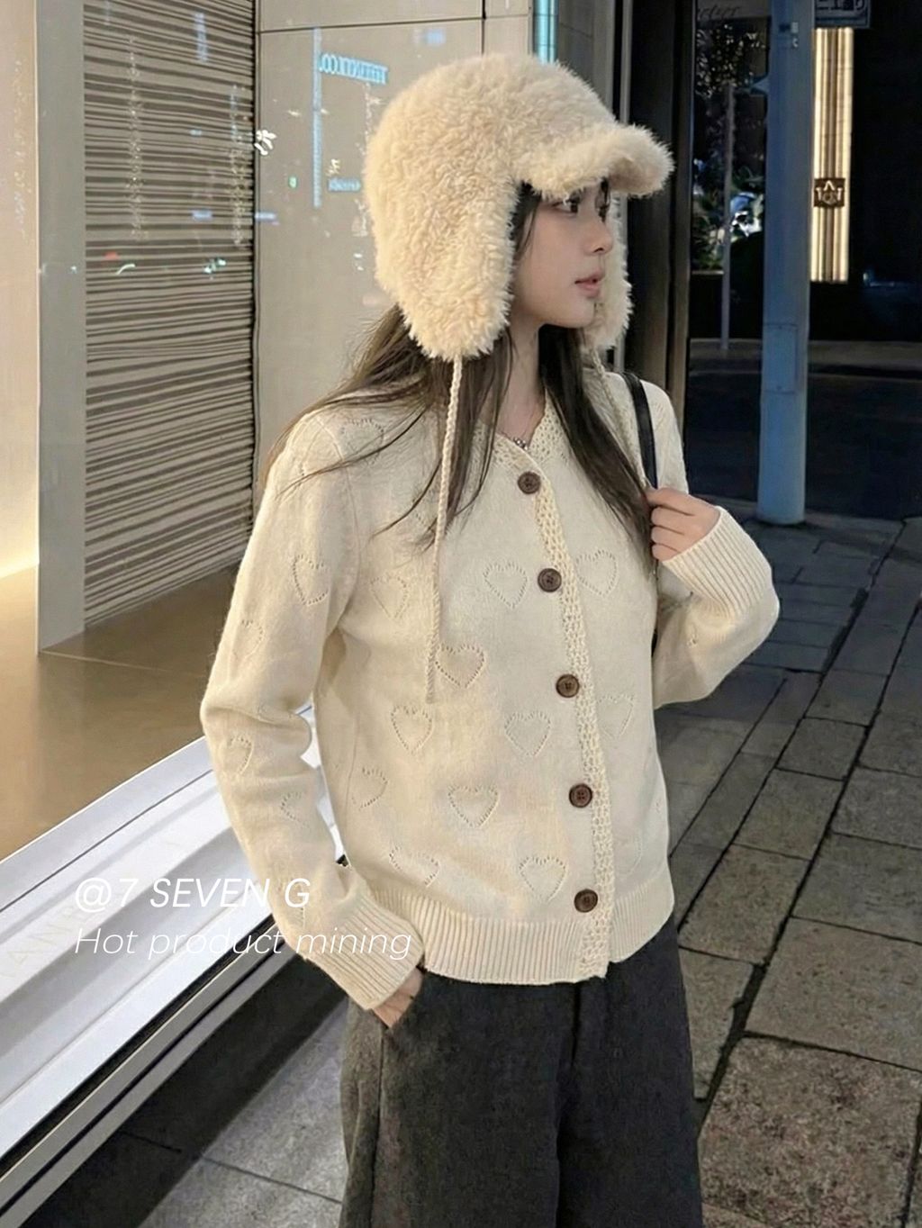 9d7ce0f9d3ea593efbb29b651cf9c45b