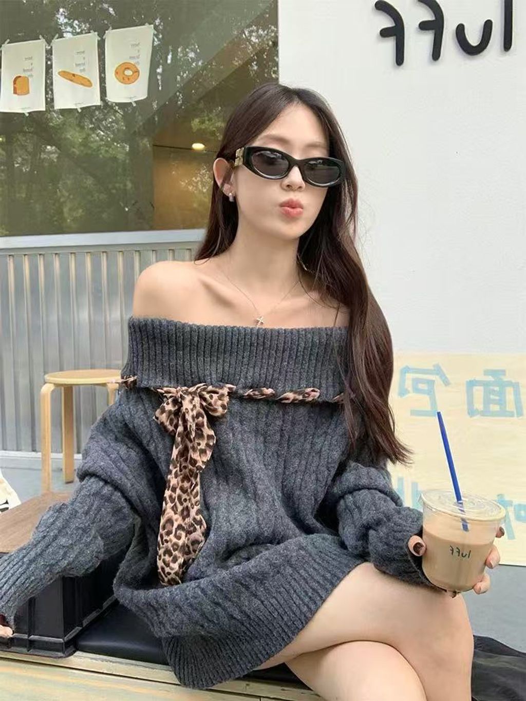 b43c5a2310f6ba45f692ae4741833f22