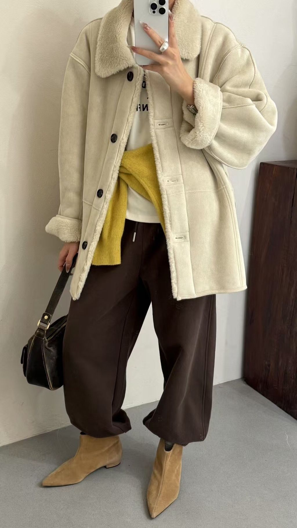 4992599ec6cf6a4865739f4d72536a0f