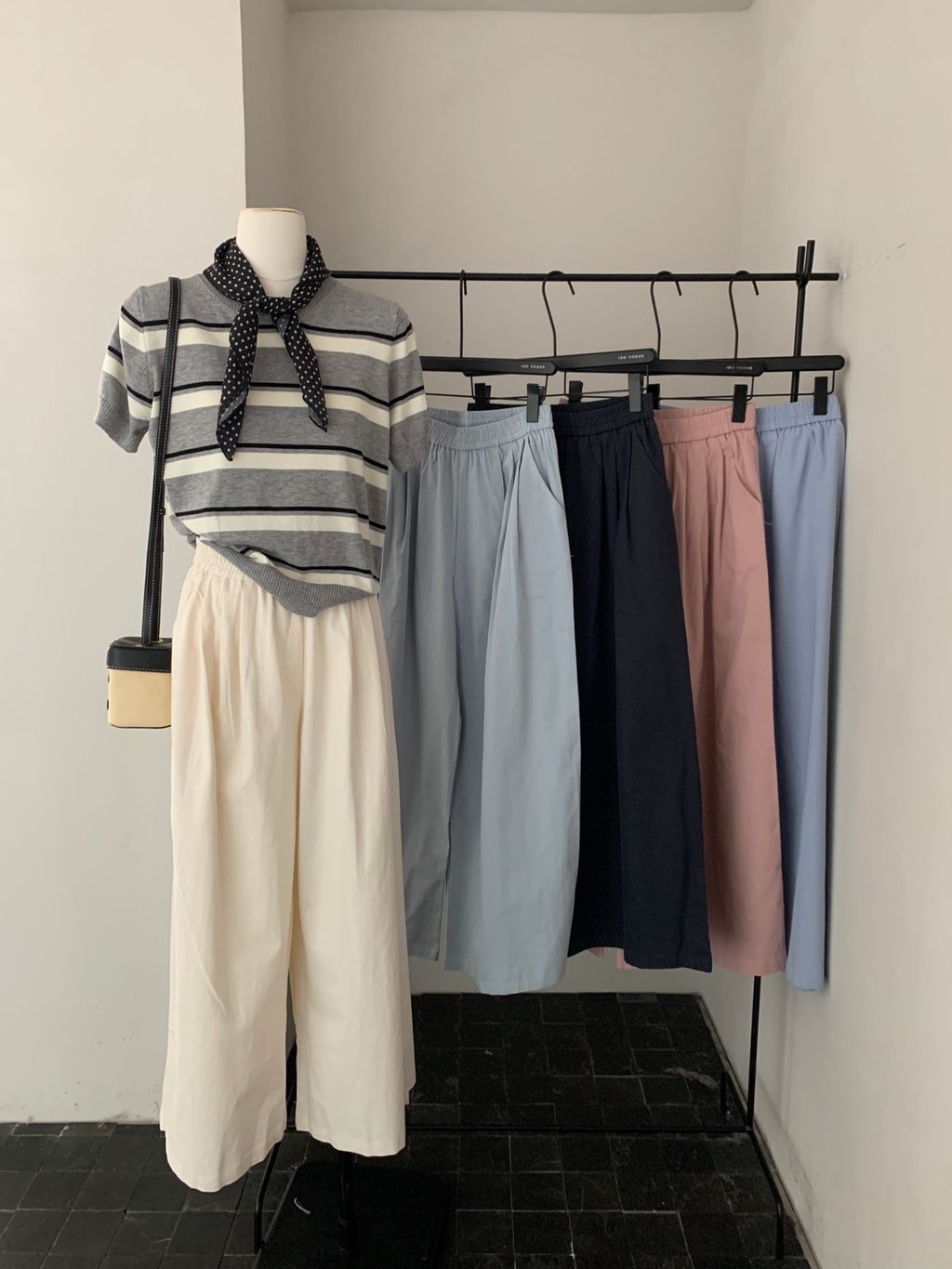 4248bcbf8c2c7478e8ec1434765d6569