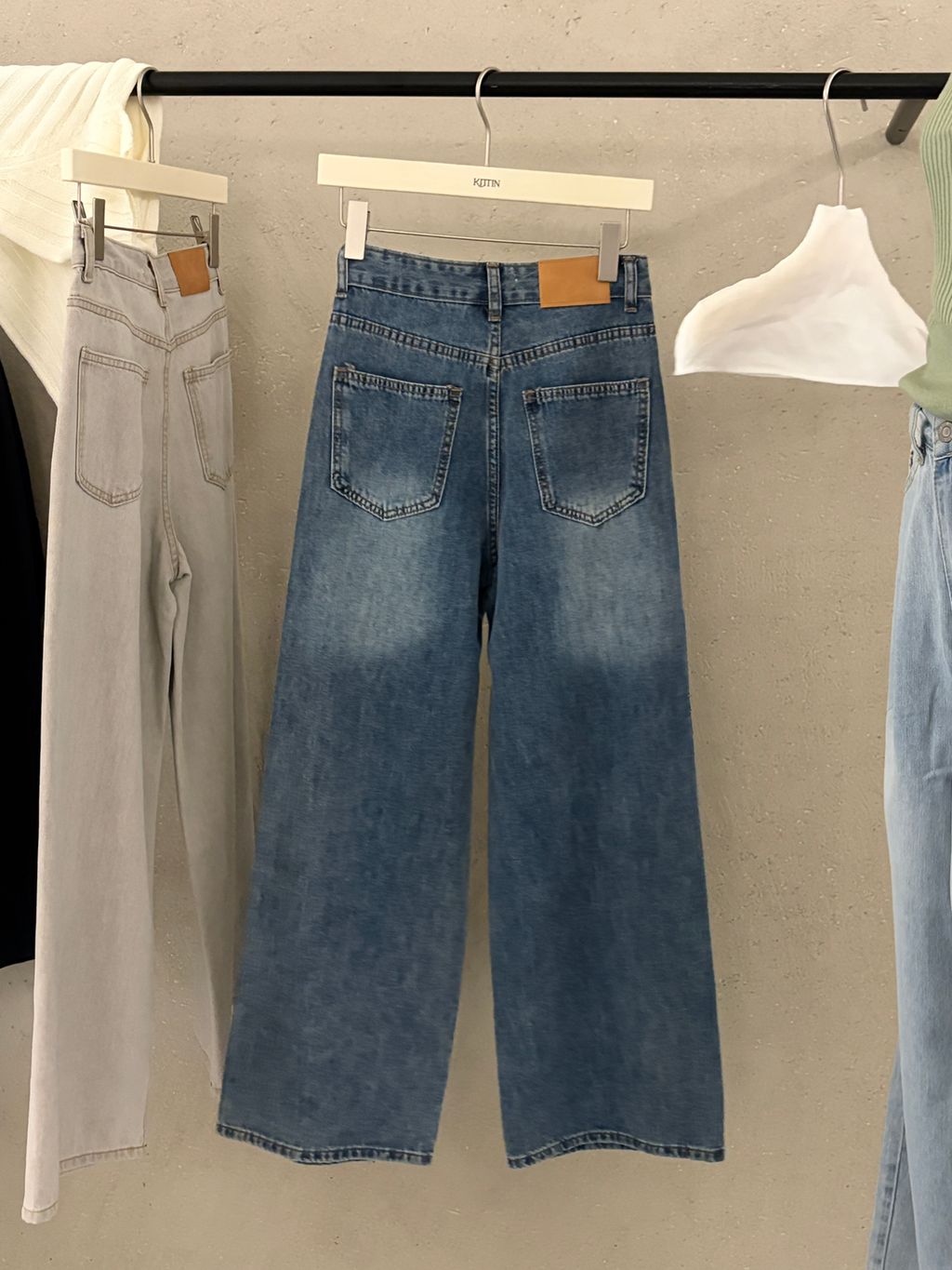 b28c890362f05b2fe5cf93bf181c891f