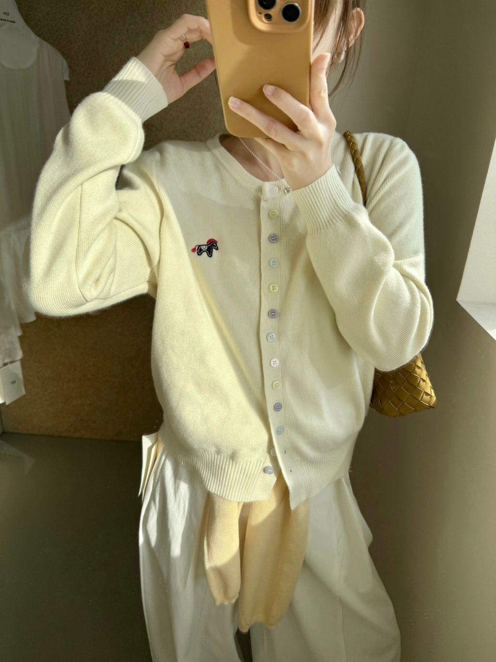 26558d8a0c88b9dbe0813e1fabe3067b