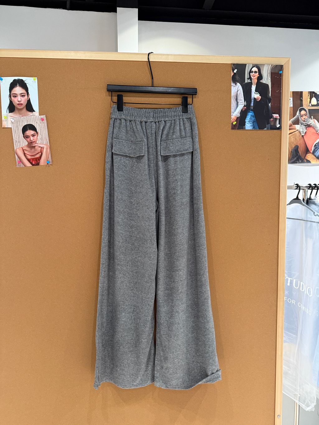 6b8272ea323065f49bd73a4489572118