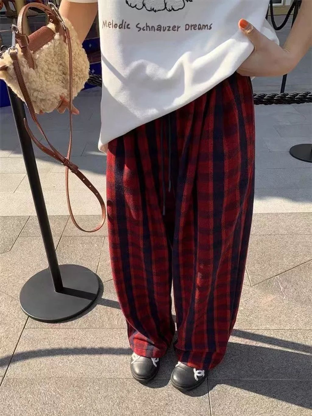 1091b9932308df66992be5a1a8e5bb4e