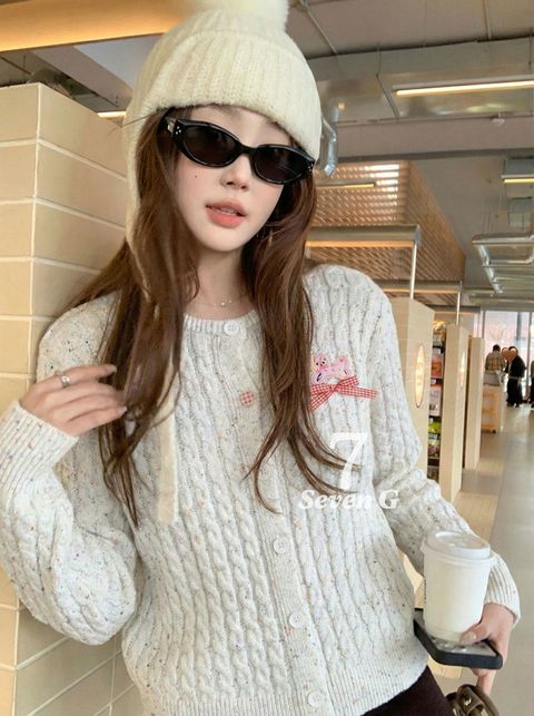 1e7ee713d3653699bc1f08b2619c0ed4