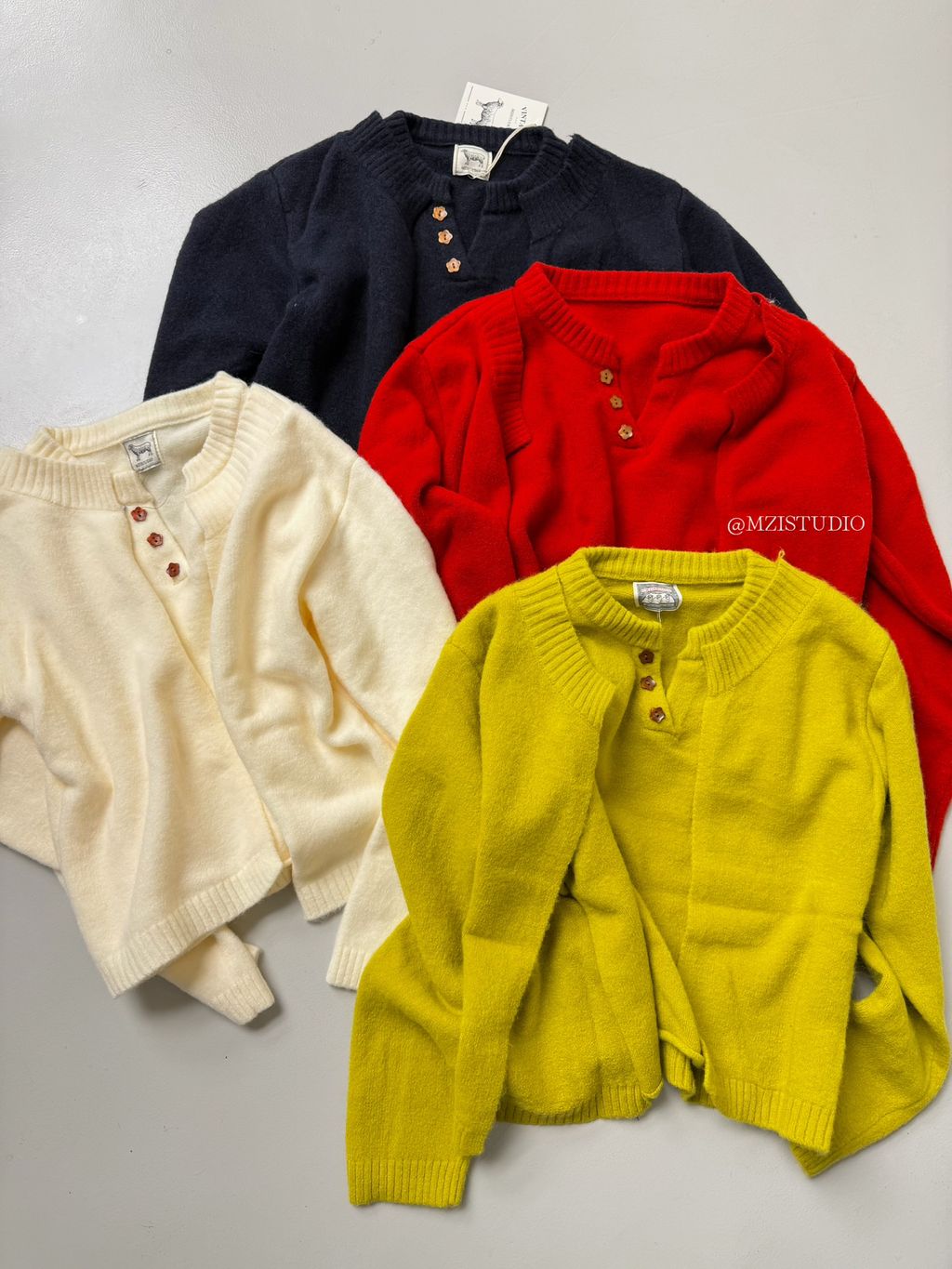 85d77b9833f3489a99e4c468b99ec044