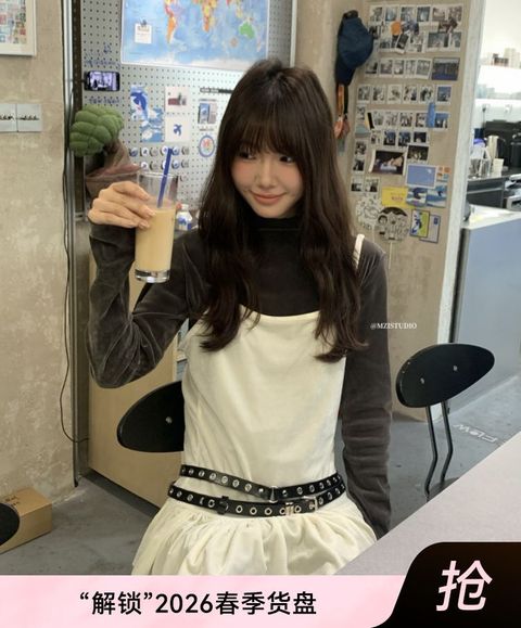 1768709424696c5d30e7d2f