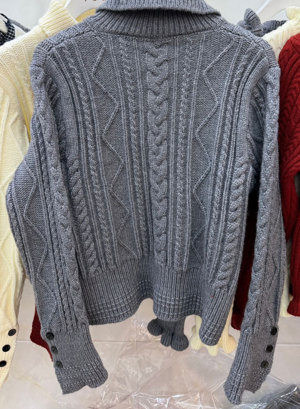 568415546512b03893d5de99de3971cf