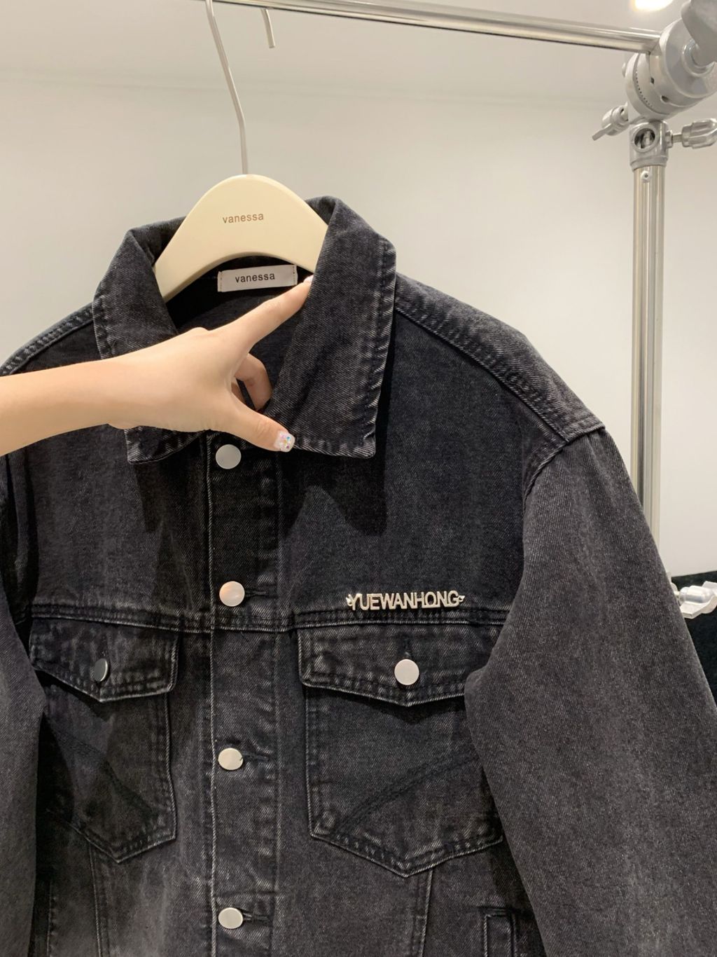 1b1898d4367c4ab0ee1b9d27c830d40f