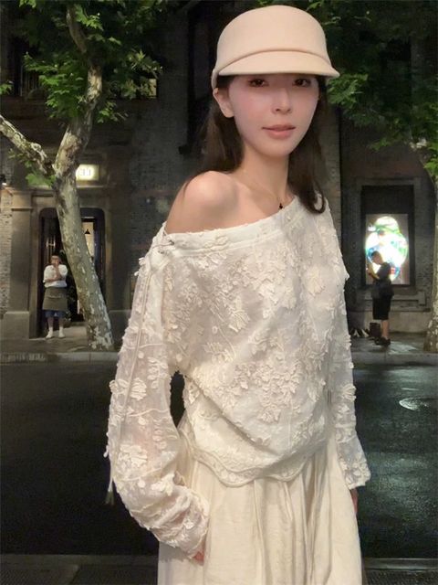 639ce239b43c4415e7819543a06aee7d