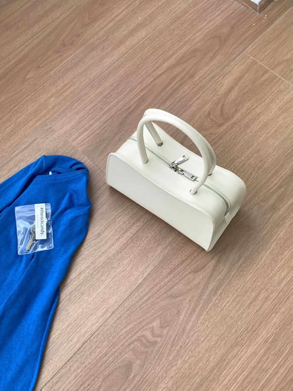 4233e1d8ded472d0f525eaf20310448c