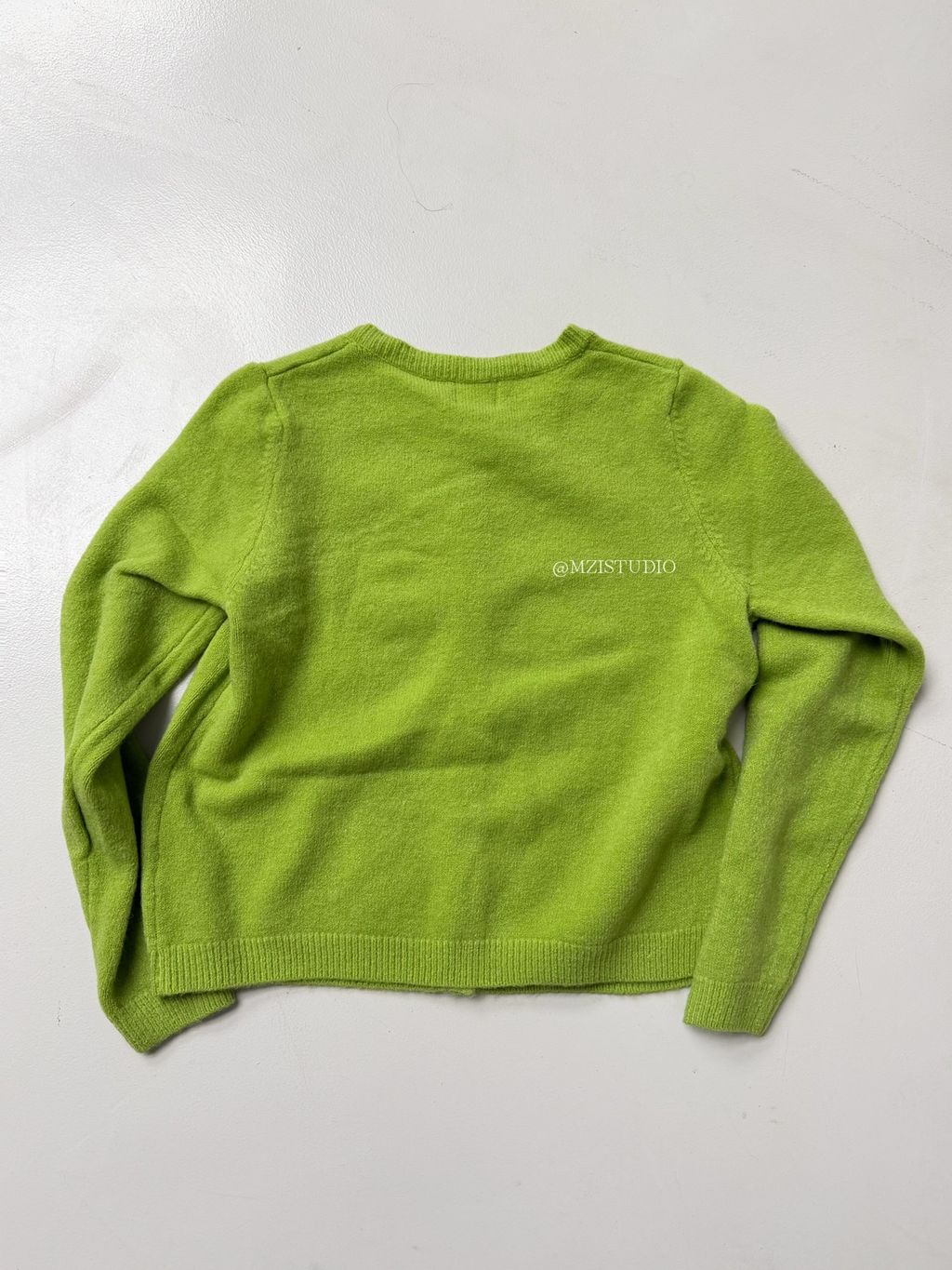 cb70b97efe173a3b6c963c433bf5c51e