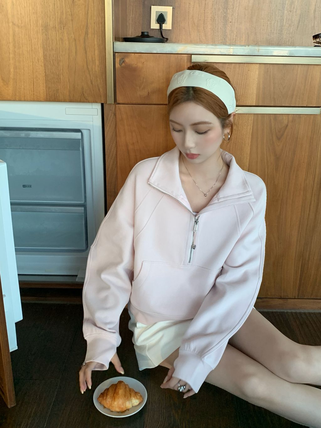 f52e1872aeea43bd8d8db14a7d735b9f