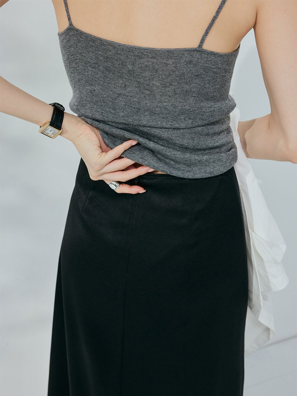 9987953997dc39564e033a9aa83a5e7c