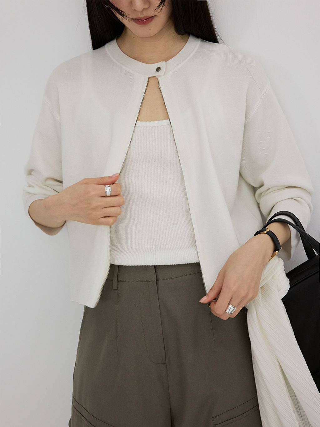 3da62609f9c95a8665c1b5b2370e8993