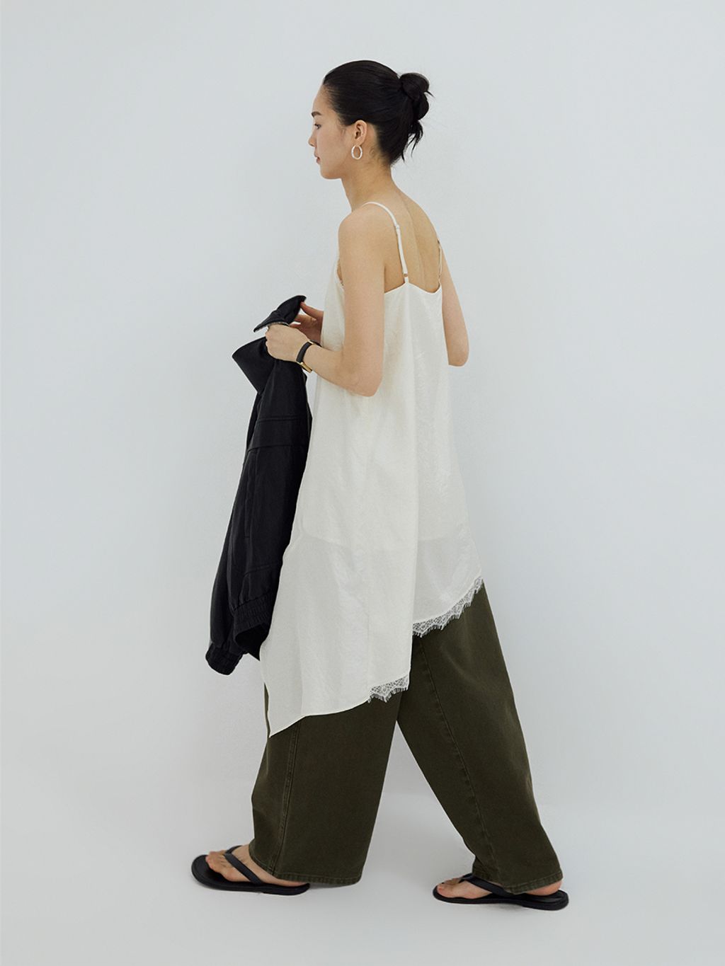 87846701211a4fd53529a296e5db563e