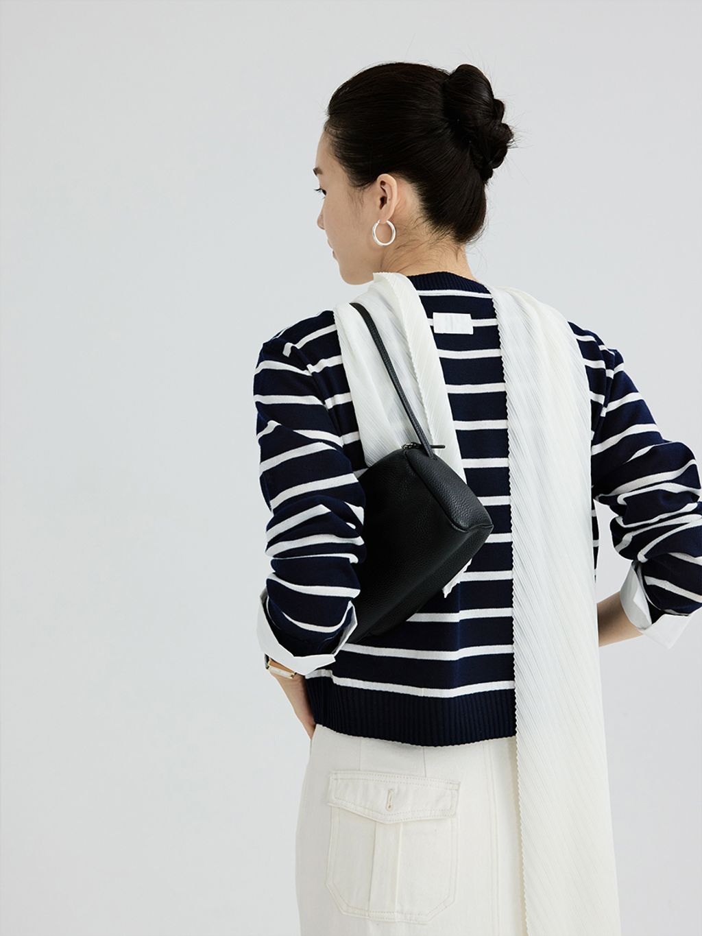 0660eabdf2db21178b0e7d3a3880ba7d