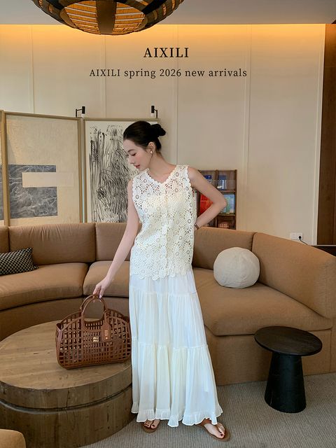 1279a5389ecbf42c9d7b8967b36f6c55