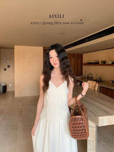 82db52d033e8136eea6c799faf93f17e