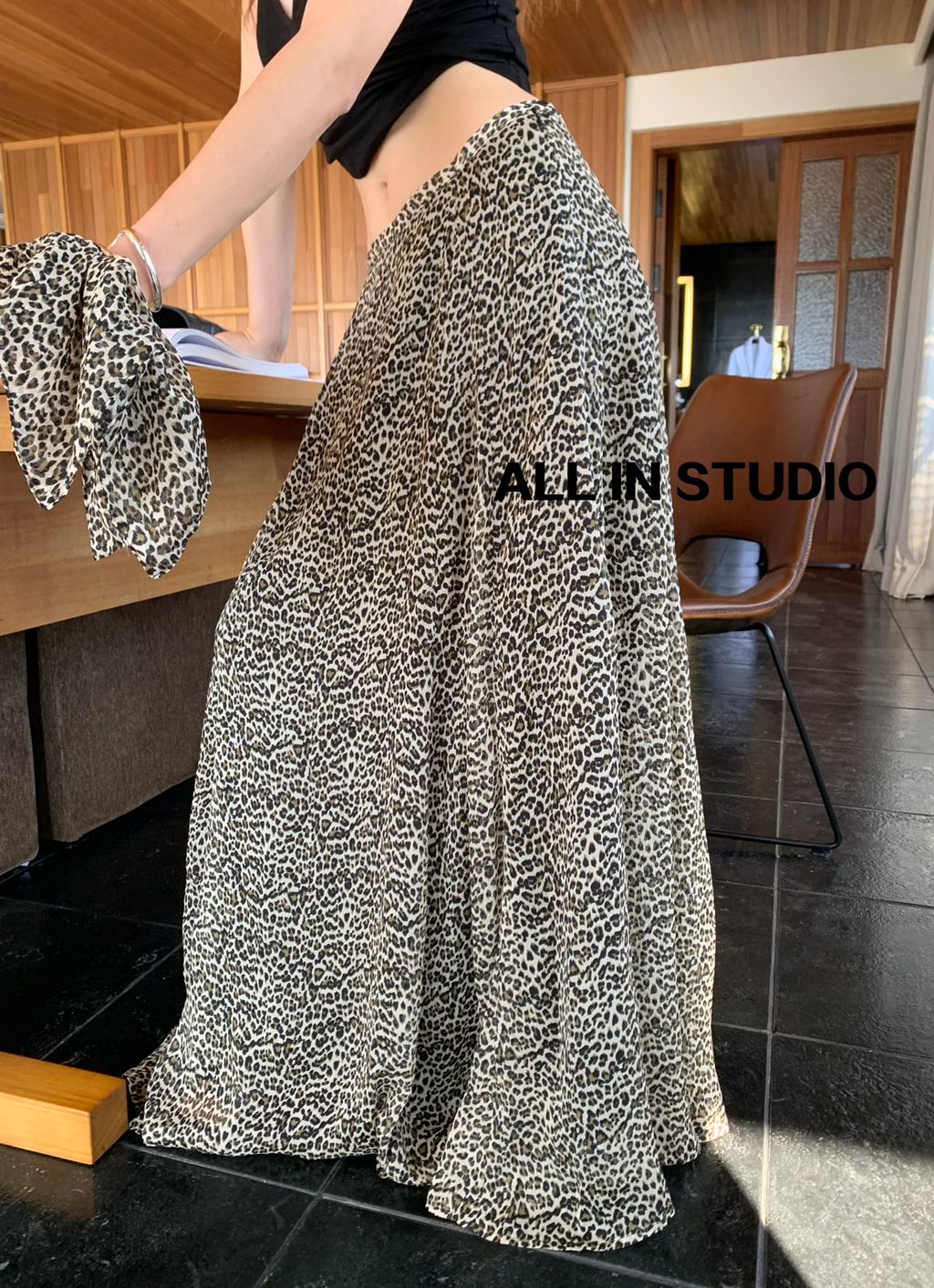 82d87d9000d65e9bcf3097ba04a2cdc2