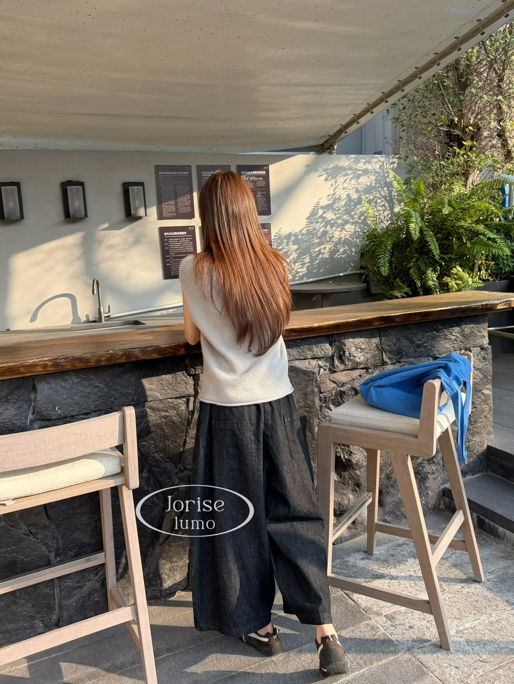 c2000156bde0a39c8e1665a47b3331a4