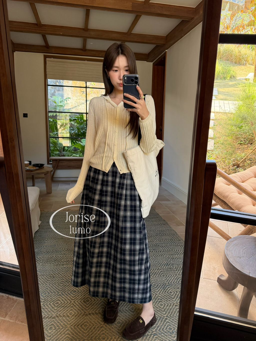 eefc91f54407325b9320681956afc841