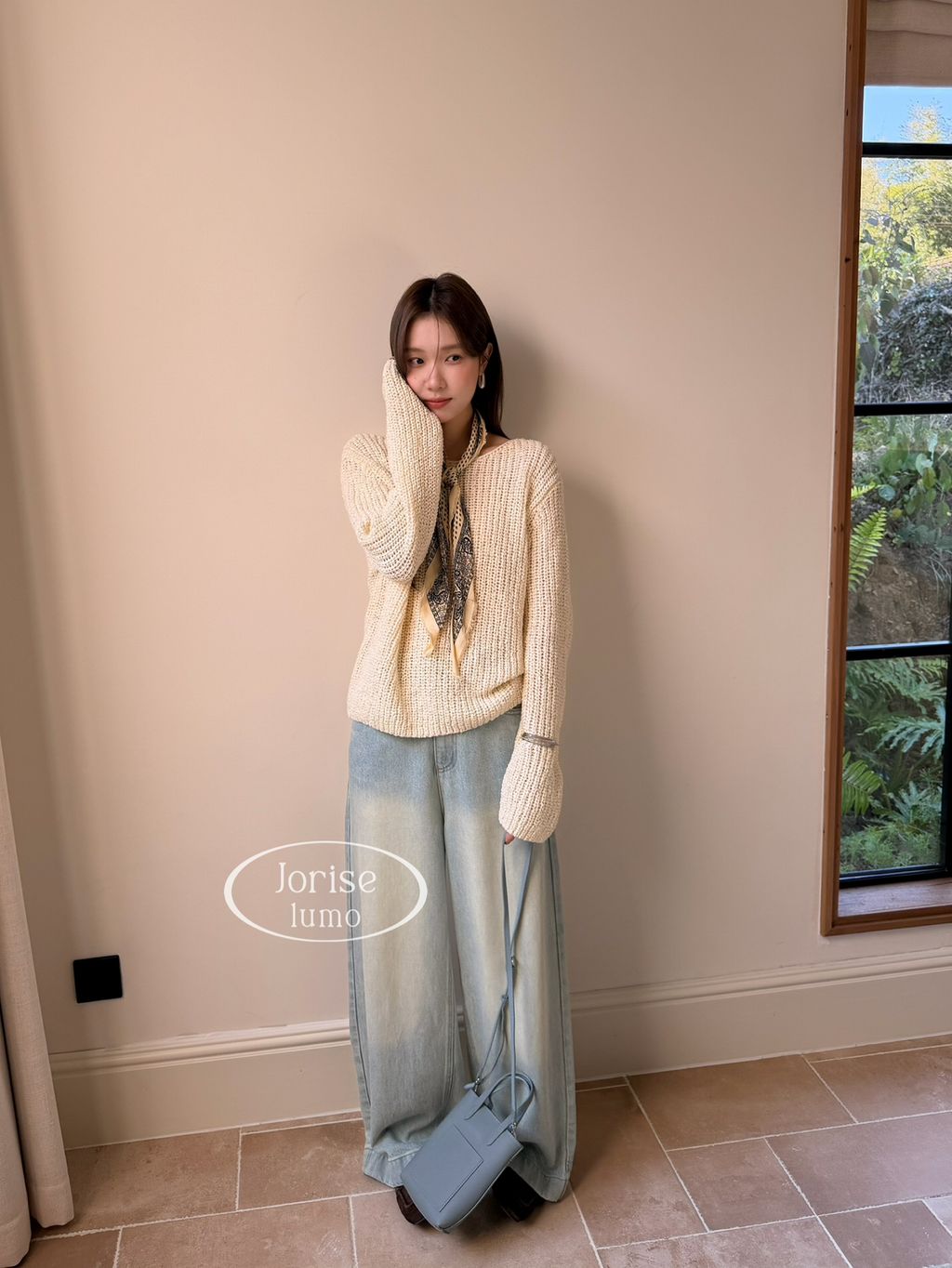 8272d5a0bc032eedb1d2afc061354809