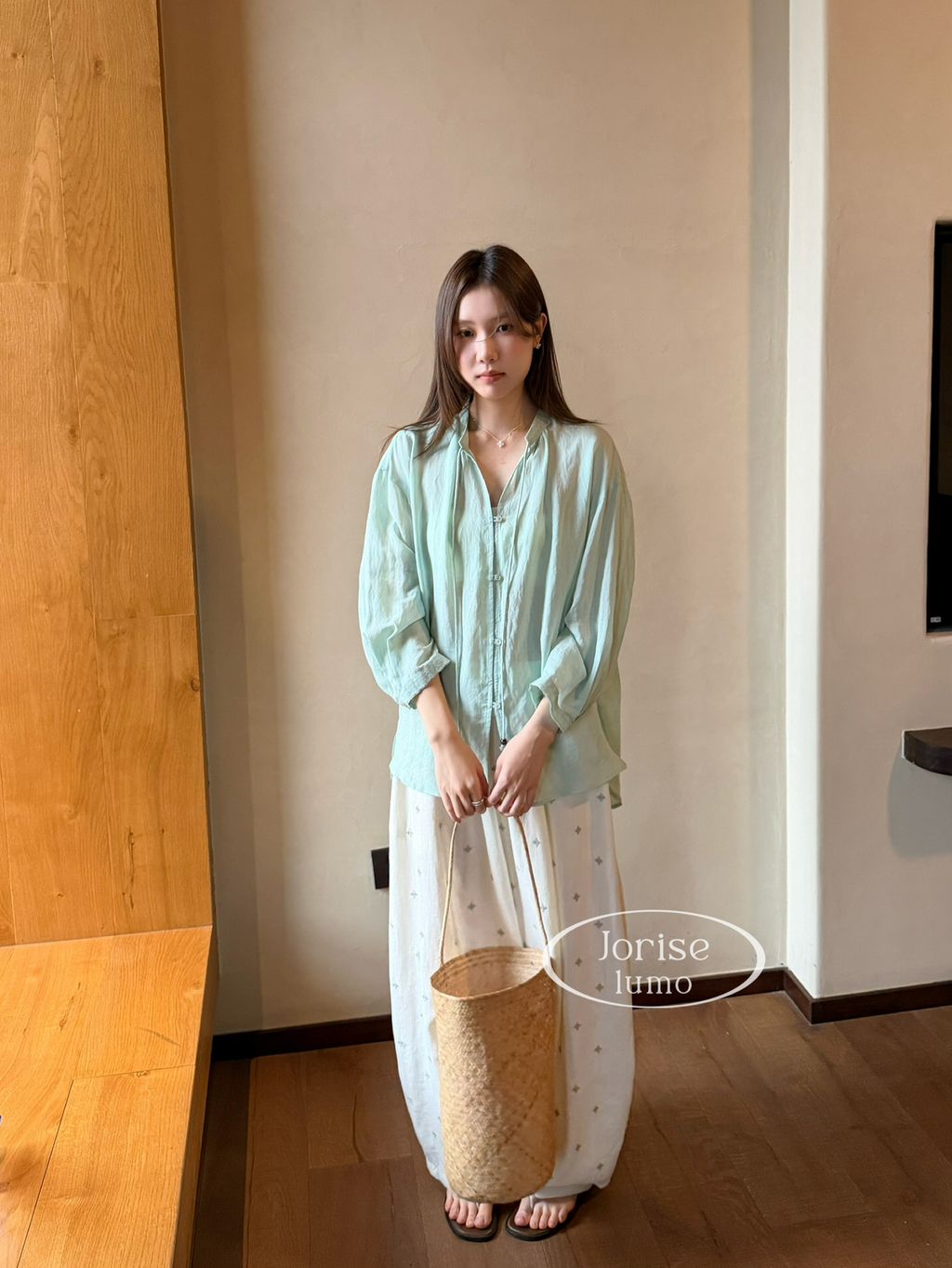 eaeef0490bb2048f117531bc0f0c7ae1