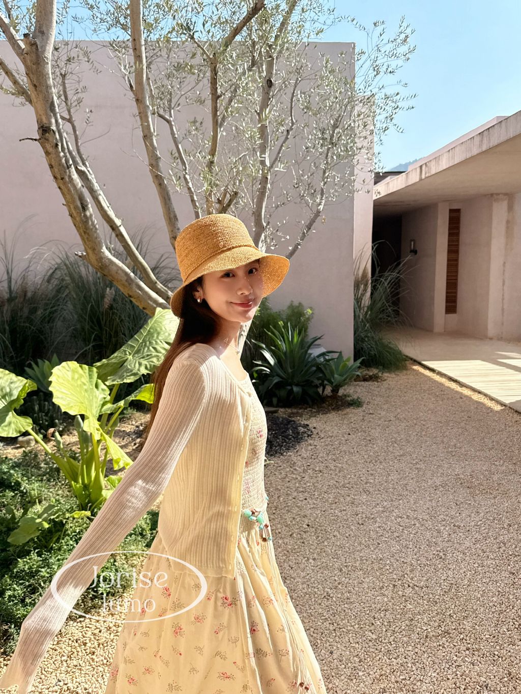 a16805d6115ae7479b9a4d105e872754