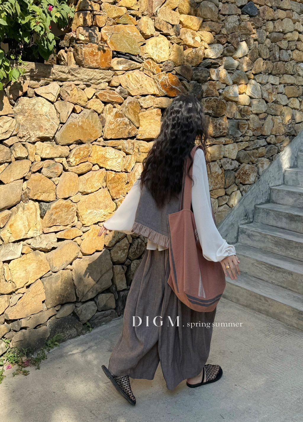 0c4772459350cd038351400fa375f9d1