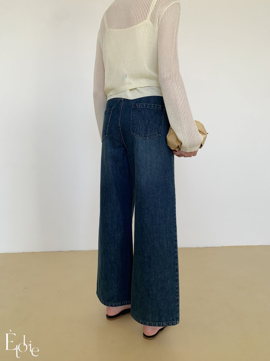 823f643f1ae00db9a3ac377ed1d6774f