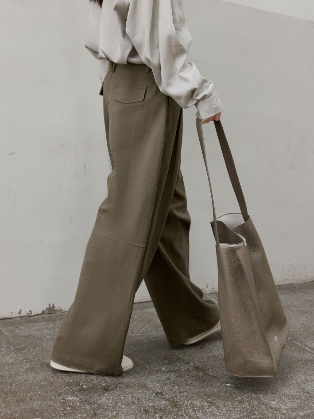 835958e307ba9d07681489975534e3b9