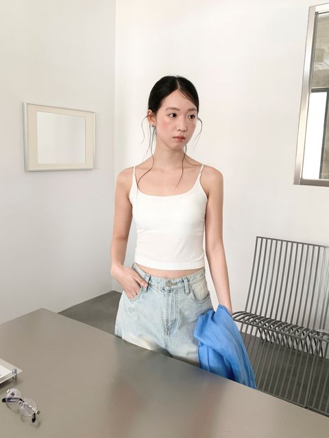 f707430e3d0a00709bfd38a1a2b1a922