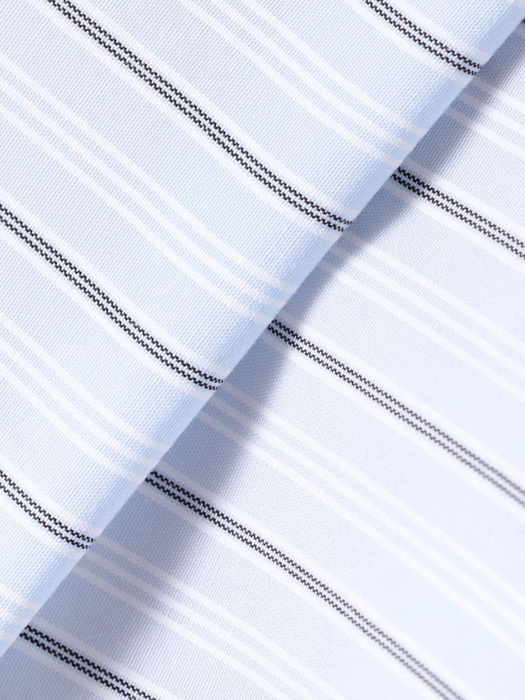 03_081