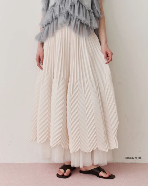 0114etude0793_1400x