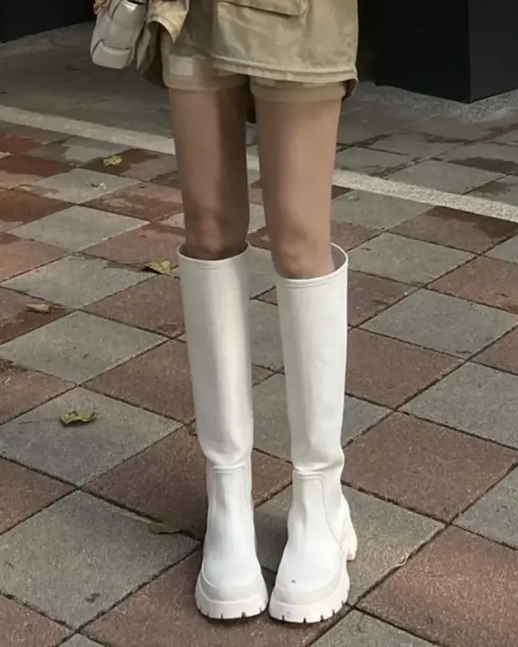 84152924