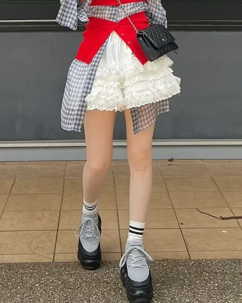 91812758