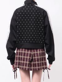 03_077-750