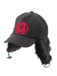 03_081