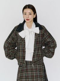 01_000