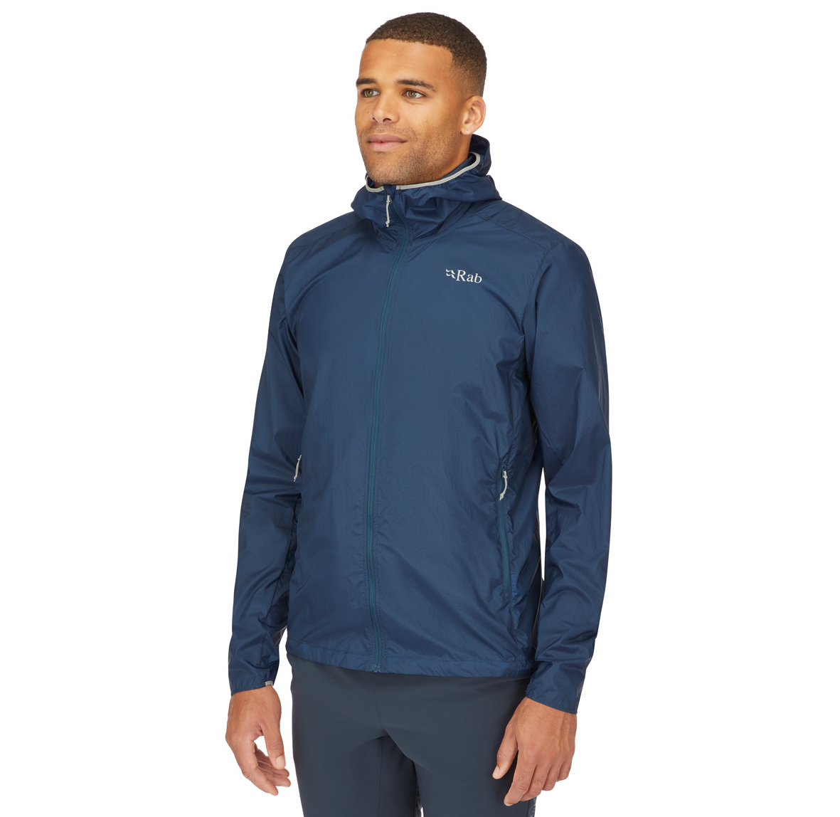 Vital_Hoody_TempestBlue_QWS_48_TMB_Model_Front_Angle