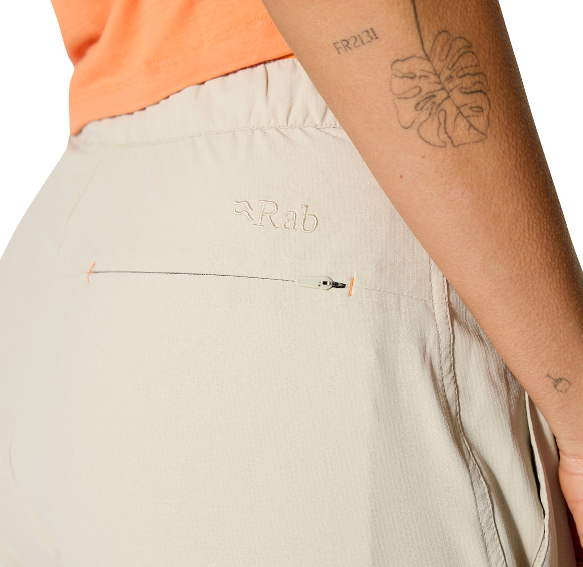 Womens_Harpur_Pants_Pebble_QFW_31_PBE_Model_8078