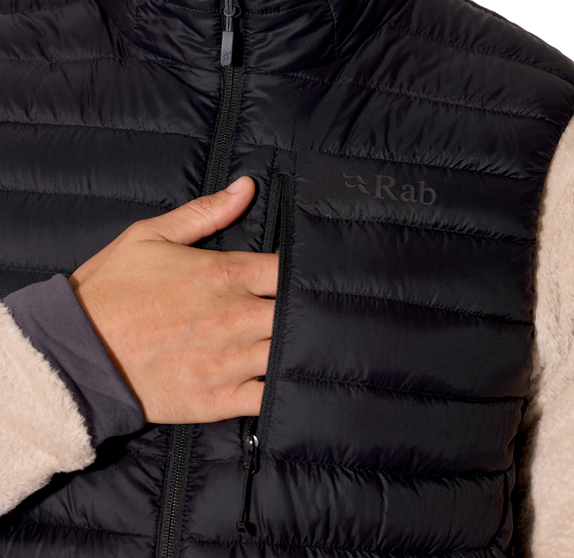 Microlight_Vest_Black_QDB_96_BLK_model_20