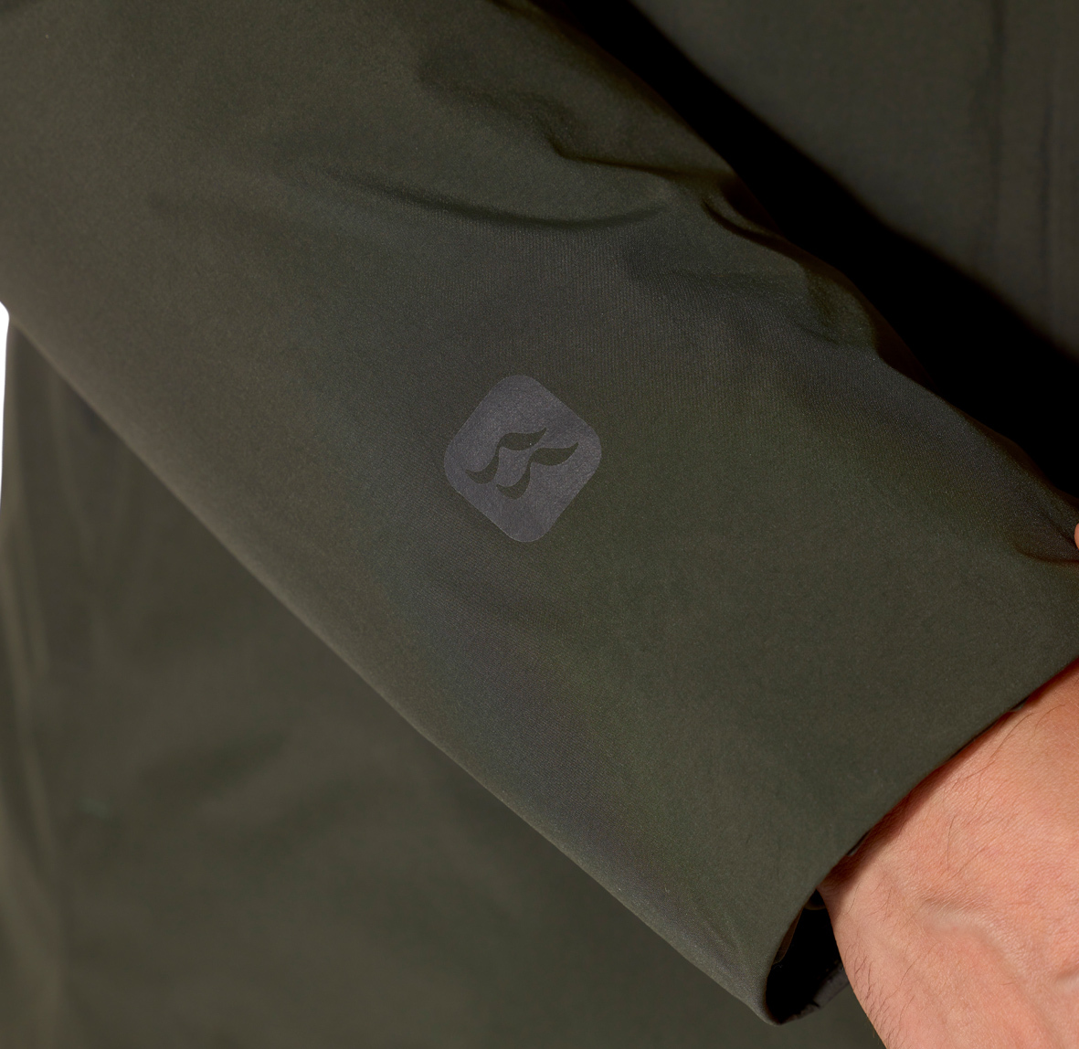 Valiance_Jacket_DarkArmy_QDC_04_DAY_model_48
