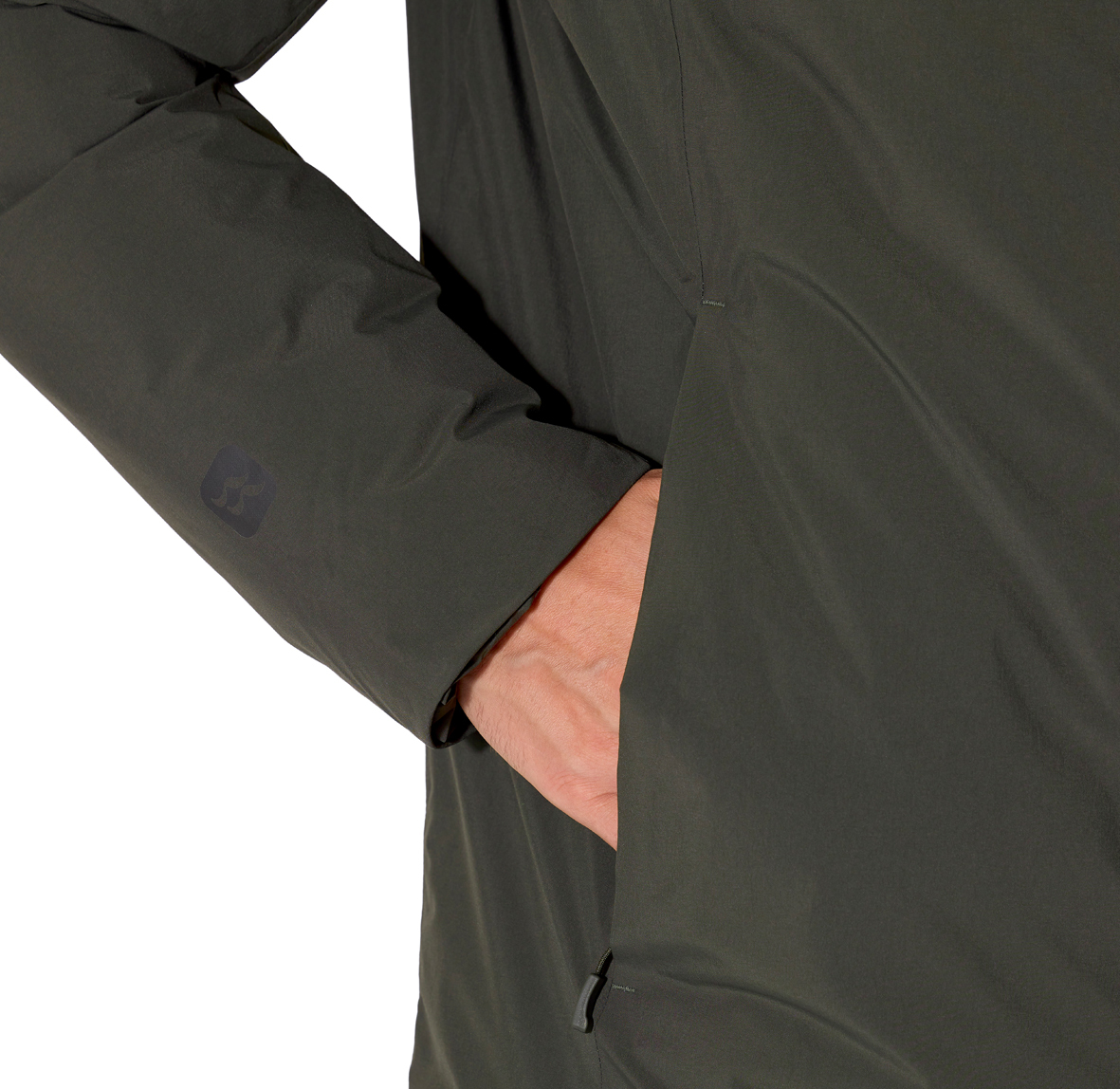 Valiance_Jacket_DarkArmy_QDC_04_DAY_model_46